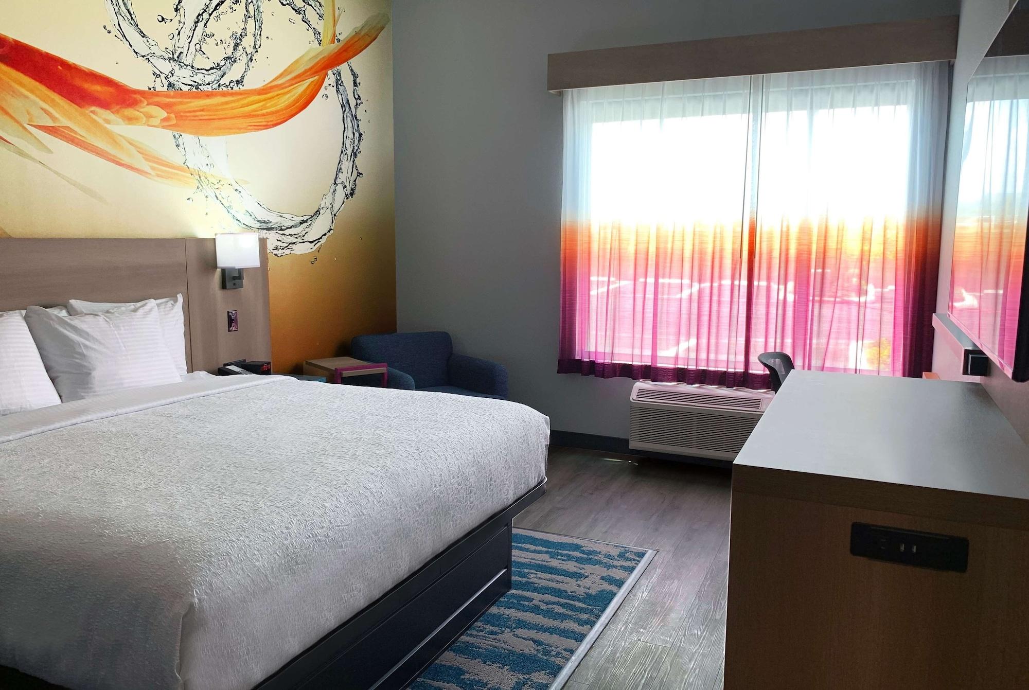 La Quinta Inn & Suites By Wyndham San Antonio Seaworld Lafb Ngoại thất bức ảnh