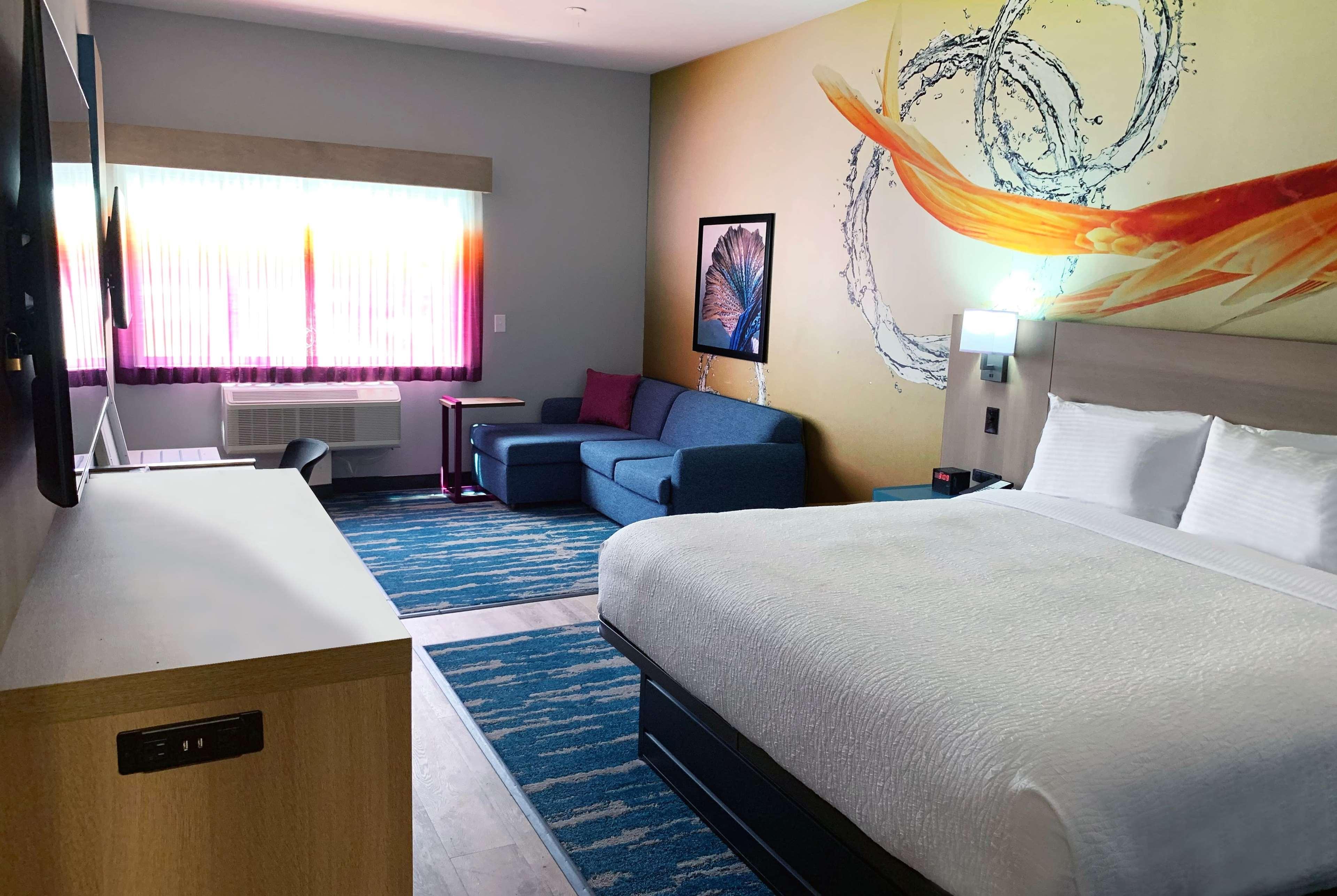 La Quinta Inn & Suites By Wyndham San Antonio Seaworld Lafb Ngoại thất bức ảnh