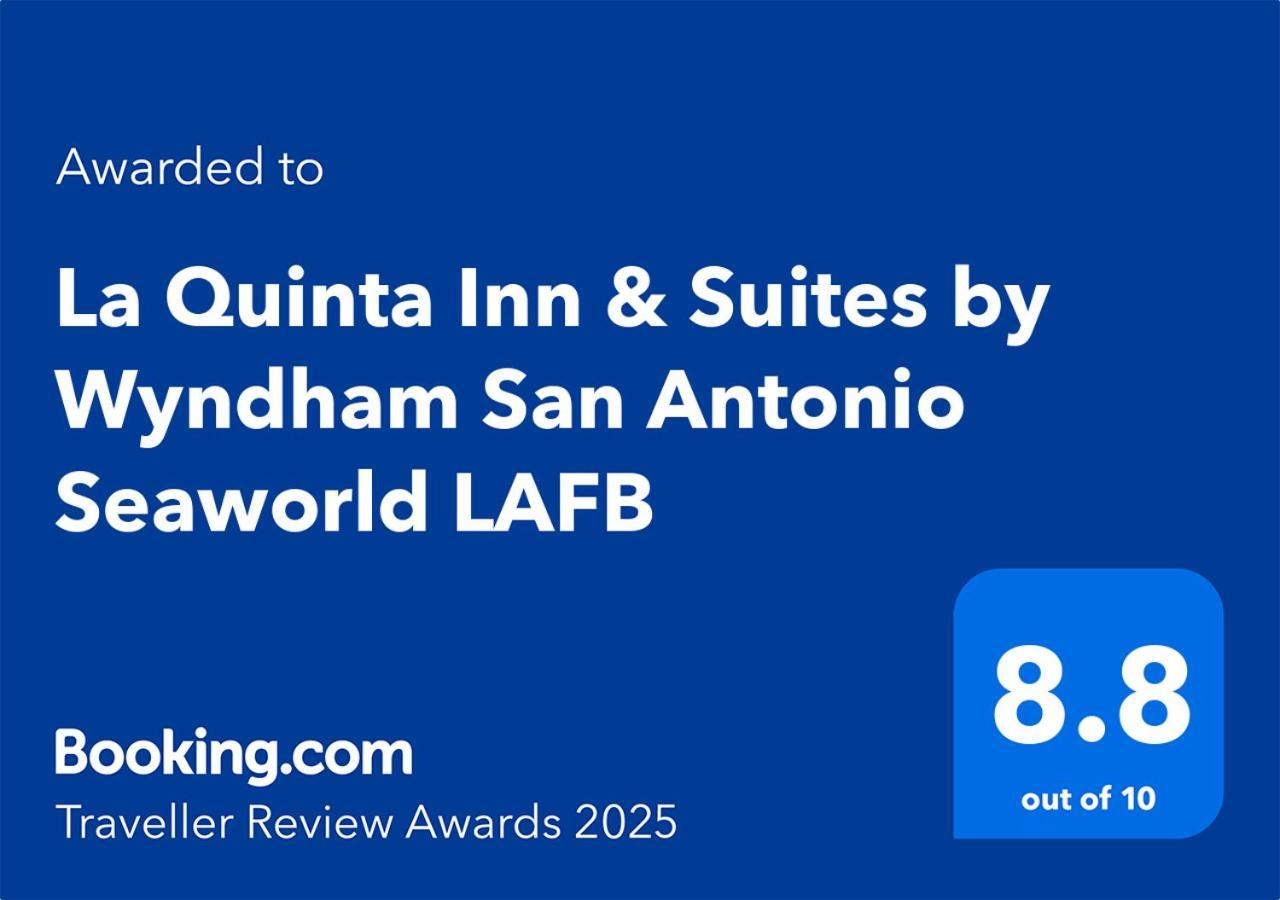 La Quinta Inn & Suites By Wyndham San Antonio Seaworld Lafb Ngoại thất bức ảnh